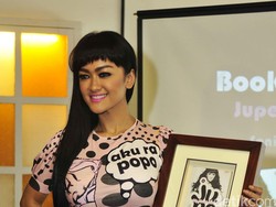 Cerita Fariz RM Garap Album dan Jupe yang Buat Bulu Mata Palsu di Penjara