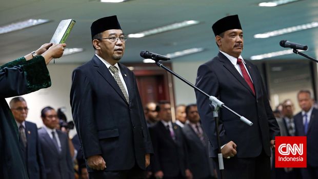 Sapto Amal Damandari (kanan depan), 2014.
