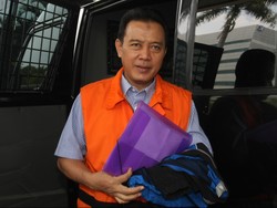 PT Bandung Perberat Hukuman Bupati Karawang dan Istri