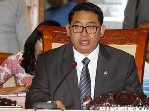 Setya Novanto Mundur, Fadli Zon Jabat Plt Ketua DPR