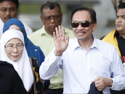 Keluarga Berharap Anwar Ibrahim Segera Dibebaskan