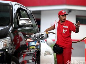 Harga Minyak Dunia Turun, BBM Bisa Ikut Turun?