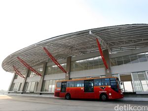 Terminal Pulogebang Beroperasi, 26 Bus Feeder TransJ Disiapkan Terminal Pulogebang Beroperasi, 26 Bus Feeder TransJ Disiapkan