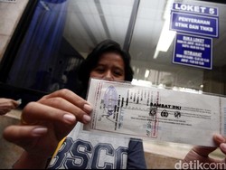 Hari Terakhir Pemutihan Pajak, Samsat Cuma Buka Setengah Hari!