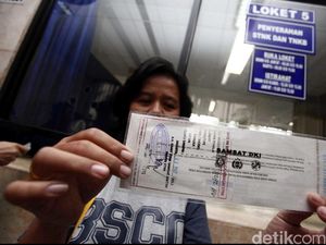 Hari Terakhir Pemutihan Pajak, Samsat Cuma Buka Setengah Hari! Hari Terakhir Pemutihan Pajak, Samsat Cuma Buka Setengah Hari!