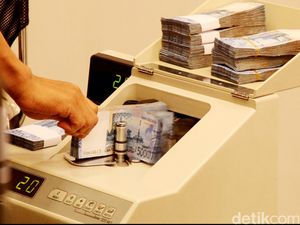 Pegawai Kerja dari Rumah, Layanan Bank Tetap Jalan