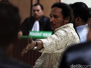 John Kei Klaim Larang Kelompok Nus Kei Sebelum Anak Buahnya Diserang John Kei Klaim Larang Kelompok Nus Kei Sebelum Anak Buahnya Diserang