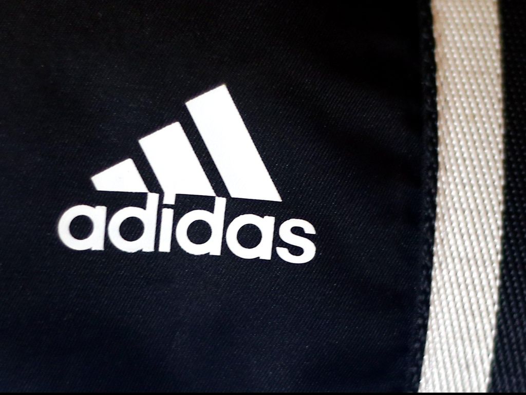 Selama Ini Mungkin Anda Melafalkan Adidas dengan Cara yang Salah Selama Ini Mungkin Anda Melafalkan Adidas dengan Cara yang Salah