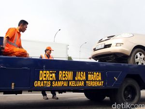 Derek Mobil di Jalan Tol Kena Biaya Berapa? Derek Mobil di Jalan Tol Kena Biaya Berapa?