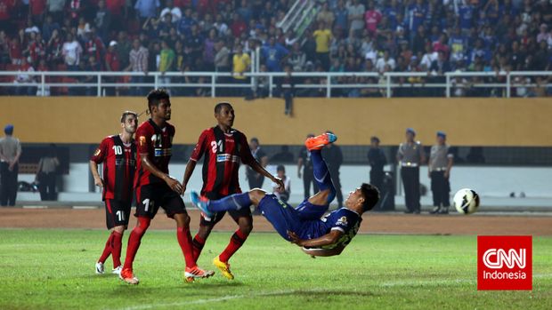 Ahmad Jufriyanto yang meminta pindah dari Persib Bandung.