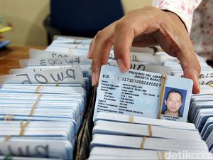 WNI di Luar Negeri Tak Kena Deadline e-KTP, Harus Urus Ketika di RI