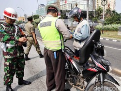 Tren Pelanggaran Lalin Tahun 2015 Meningka‎t 130 Persen Dibanding 2013