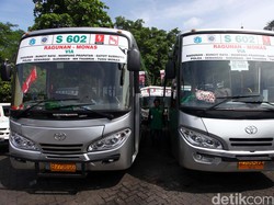 Soal Sopir Kopaja TransJ, Ahok: Tak Perlu Pakai Ijazah, Gaji 2 Kali UMP