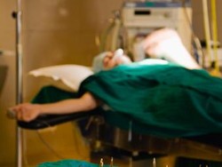 Rahimnya Diangkat, Wanita Ini Kaget Gigi Depannya Ikut Lenyap