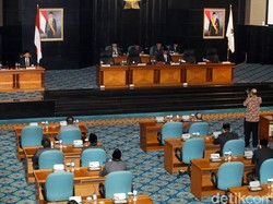 Bahas Evaluasi APBD 2016, DPRD DKI Undang Dirjen Kemendagri Besok