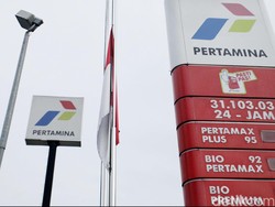 Jokowi Kumpulkan Menteri dan Pertamina Bahas Harga Baru BBM