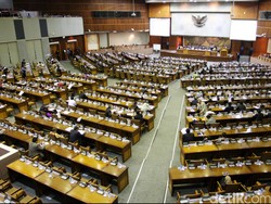 KMP-KIH Bakal Kembali Adu Kuat di DPR?