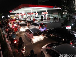 Siap-siap! Penjualan Motor-Mobil yang Pakai BBM Mau Disetop, Catat Waktunya