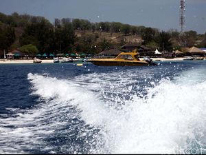 7 Destinasi Wisata Lombok yang Wajib Dikunjungi 7 Destinasi Wisata Lombok yang Wajib Dikunjungi