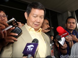 Soal Logistik Prabowo, Desmond: Mungkin Hashim Nggak Bantu Duit