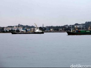 Batam Mau Saingi Singapura? JK: Pelabuhan Seperti Tahun 50-an Batam Mau Saingi Singapura? JK: Pelabuhan Seperti Tahun 50-an