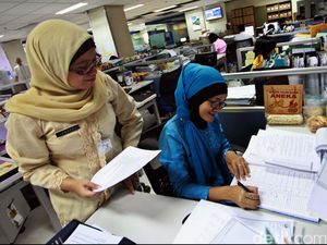 PNS Pria Bisa Ajukan Cuti Sebulan Saat Istri Melahirkan PNS Pria Bisa Ajukan Cuti Sebulan Saat Istri Melahirkan