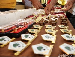 Ade Komarudin Diganjal, Kader SOKSI: Bertarunglah Secara Kesatria