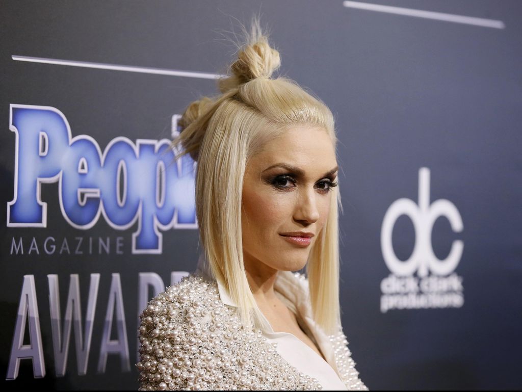 Cara Gwen Stefani Merawat Rambut, Pakai Berlapis-lapis Kondisioner