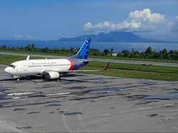Gunung Gamalama Meletus, Bandara Sultan Babullah Ditutup Sementara