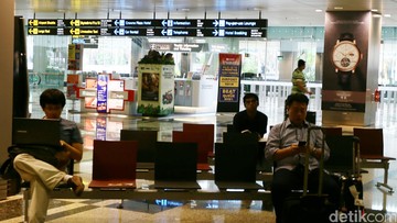 Apakah Boleh Masuk Boarding Room Bandara Lebih Awal? Ini Ketentuannya