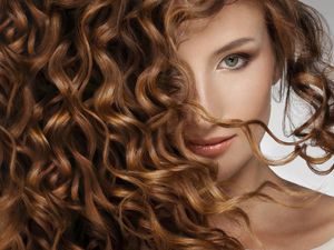 Beauty Vlogger Mengeriting Rambut dengan Snack Cheetos, Ini Hasilnya