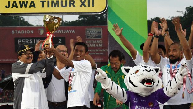Iwan Budianto pernah berjaya bersama Persik.