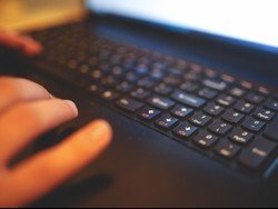 3 Tips Kelola Stres Saat Menulis Skripsi