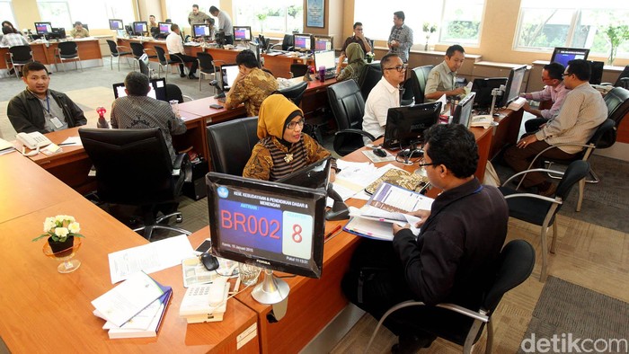 Catat! Pemerintah Janji Cabut Aturan Ganjal Investasi di 2 Pekan