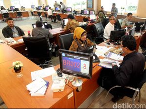 RI Kejar Investasi Rp 1.650 Triliun Tahun Depan RI Kejar Investasi Rp 1.650 Triliun Tahun Depan