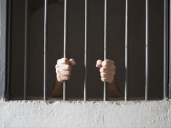 Coret-coret Toilet Umum, Kakek di Thailand Dibui 18 Bulan