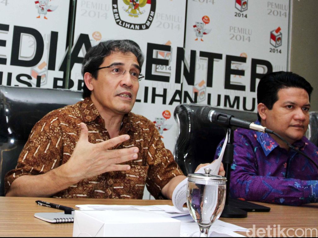 Hari Pertama Pendaftaran Ulang, Tak Ada Satupun Parpol yang Daftar Hari Pertama Pendaftaran Ulang, Tak Ada Satupun Parpol yang Daftar