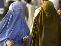 Usai Bom Bunuh Diri, Chad Larang Pemakaian Cadar