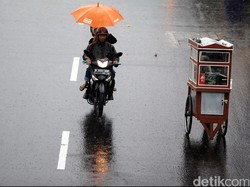 Mulai Masuki Pancaroba, BMKG Prediksi Musim Hujan Tiba Akhir November