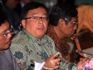 Menkeu: Banyak Orang Asing Datang Sebagai Turis, Tapi Cari Penghasilan di RI