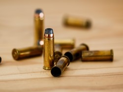 Polisi Amankan 45 Peluru Aktif yang Ditemukan di Kali Pesanggrahan