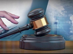 Dewan Pers Sarankan Pengguna Media Sosial Tak Dijerat UU ITE