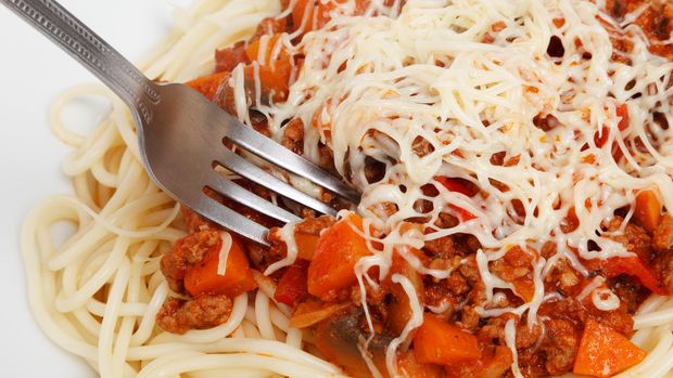 Ilustrasi Makan Spaghetti