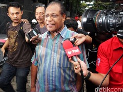 Eks Gubernur Papua Barnabas Suebu Dihukum 4,5 Tahun Penjara