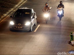 Pemotor yang Terobos Tol Dihalau Tembakan Peringatan, Tapi Kena Tukang Ojek