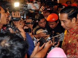 Jokowi Tunggu Laporan Kinerja Menteri Sampai Pukul 15.00 WIB