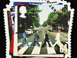 Negara Ini Jadi yang Pertama Pasang Zebra Cross di Jalanan