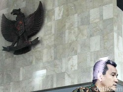 Bila Terus Menjadi Menteri ESDM, Arcandra Bisa Jadi Beban Politik Jokowi