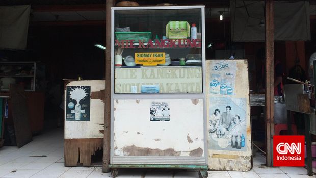 Kedai Mi Kangkung si Jangkung, yang berada di ujung Gang Gloria, Glodok, jakarta Barat