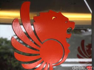 Lion Air Tergelincir di Pontianak, Seluruh Penumpang Selamat Lion Air Tergelincir di Pontianak, Seluruh Penumpang Selamat